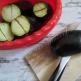 Маринованные баклажаны с чесноком и зеленью быстрого приготовления